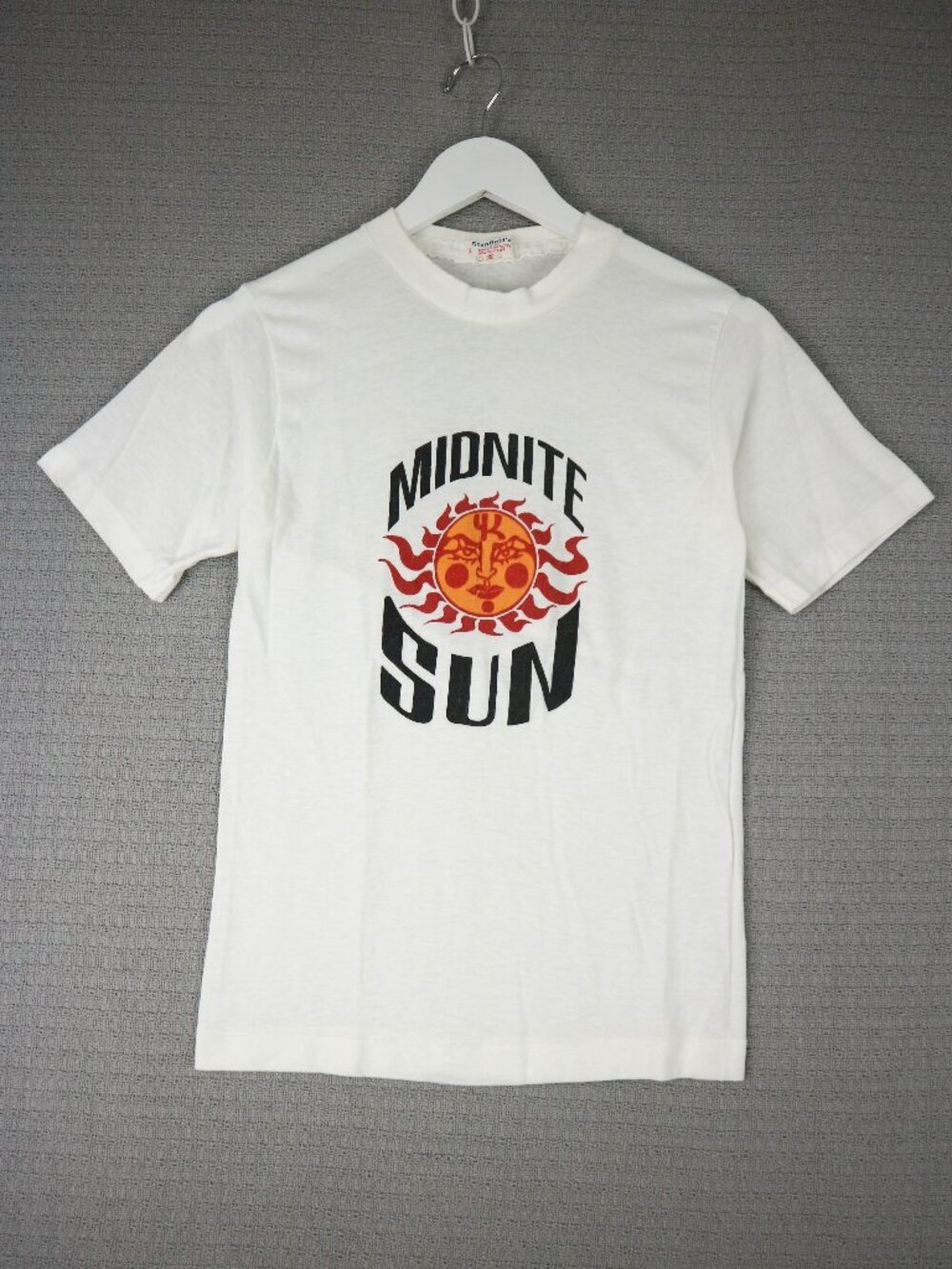Stanfield's Vintage 1980's Single Stitch Cotton "Midnight Sun" Graphic Tee Small